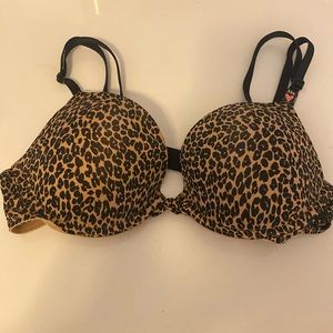 NWT Victoria Secret size 34B push up leopard print bra.
